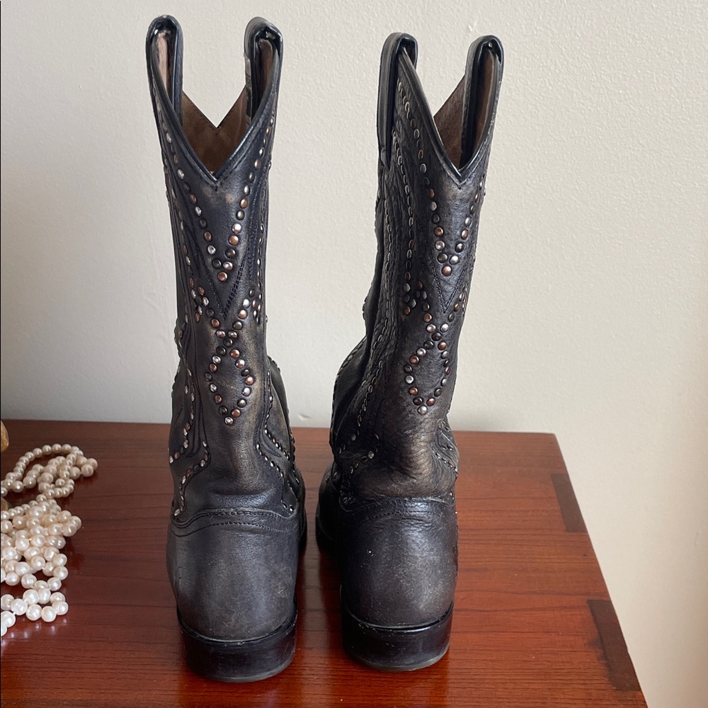 Frye Billy Dark Gray Studded Cowboy Boots Sz 6 - Picture 5 of 14